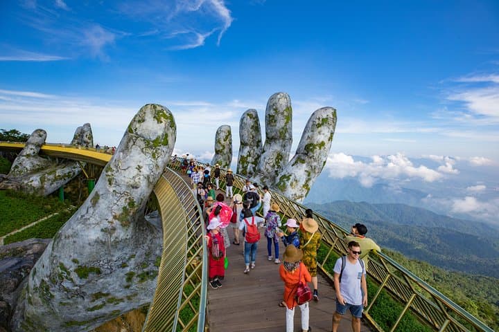 Da Nang: Full-day Ba Na Hills & Amazing Golden Bridge