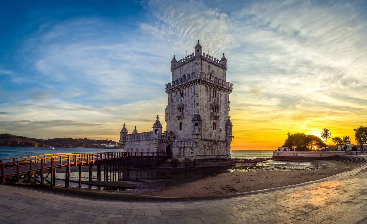 Private HD Lisbon – Culture, Views & History