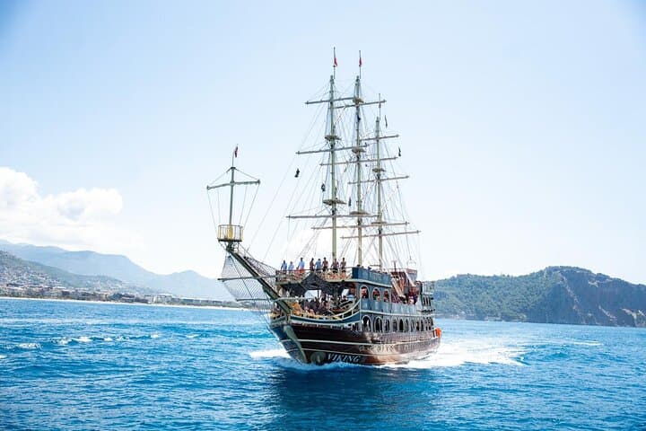 Alanya Pirate Boat Trip with Lunch, Soft Drinks & Hotel Pickup
