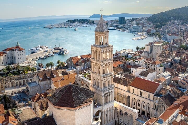 Private Transfer from Dubrovnik to Split with 2 hours for sightseeing 