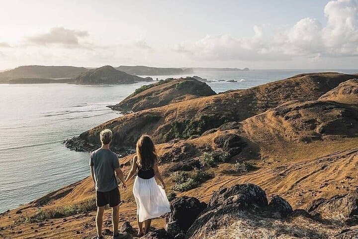 Lombok Day Trip : South Beach & Culture