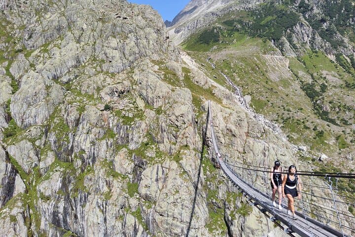 Zurich Day Trip: Trift Suspension Bridge in the Swiss Alps