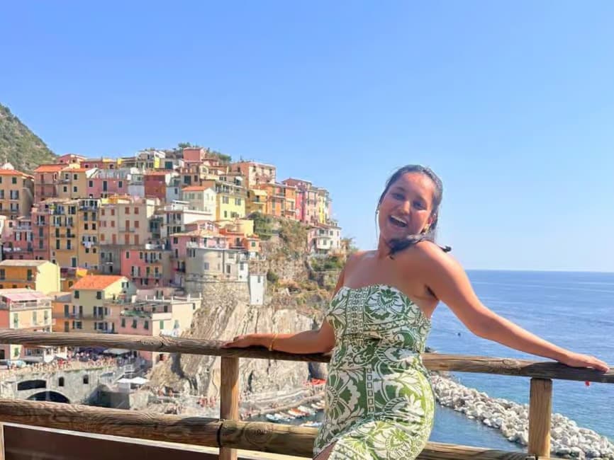 Pisa & Cinque Terre – Premium Private Minivan Tour