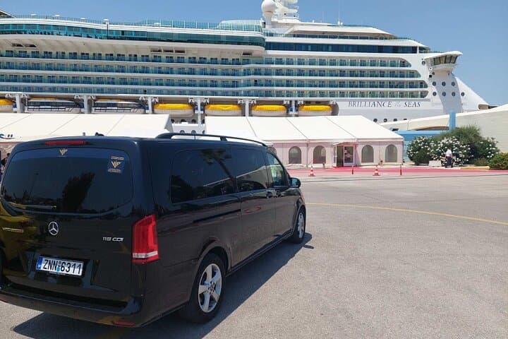 Piraeus Port/Hotels to Athens Airport Private Transfer-Meet&Greet