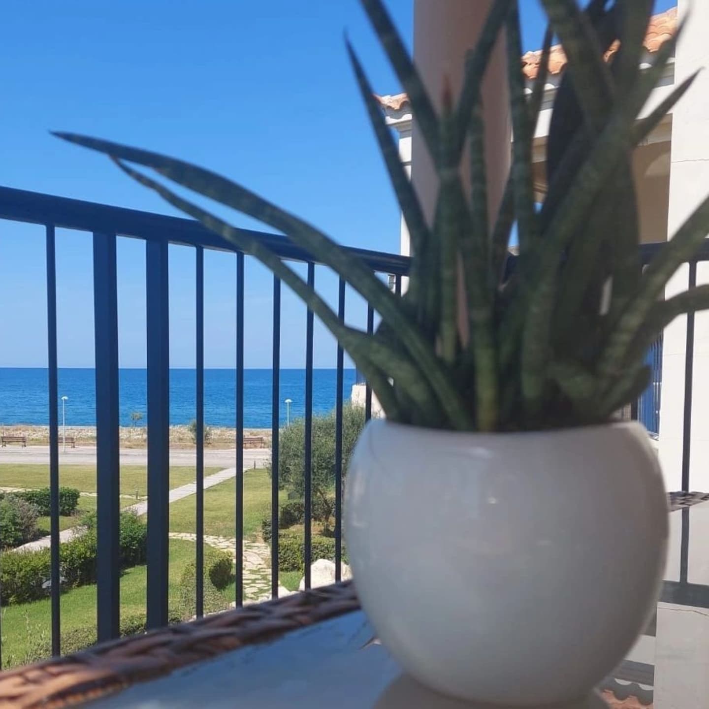 3-Night Romantic Seaside Escape with Private Villa Stay and Sunset Dinner – Crete