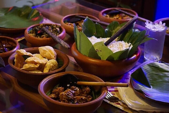  Best Kept Secret of Galle, Dinner with a Local Family