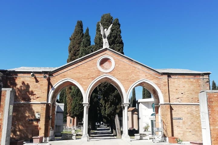 Venice's Cemetery on San Michele Island Tour