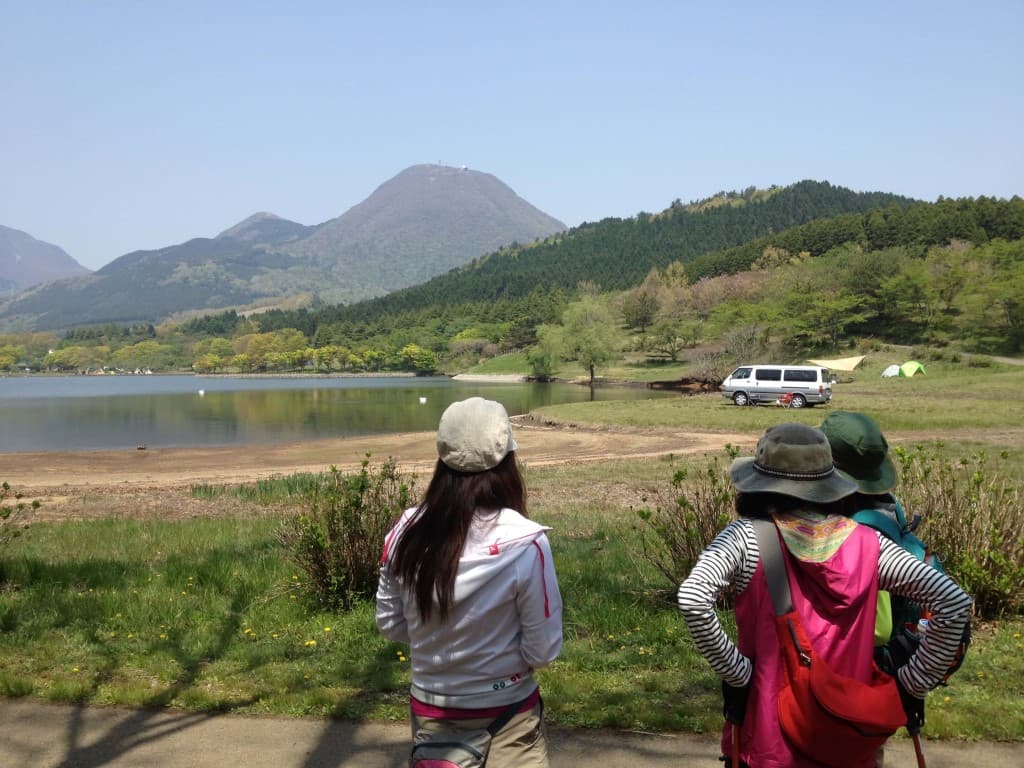 志高湖・神楽女湖ノルディック・ウォーキングツアー