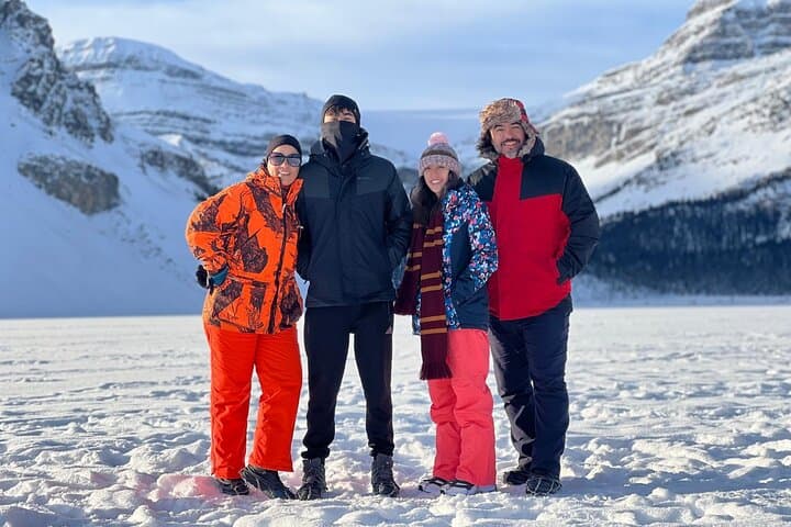 Lake Louise, Emerald Lake & Peyto Lake 3 lakes tour from Calgary