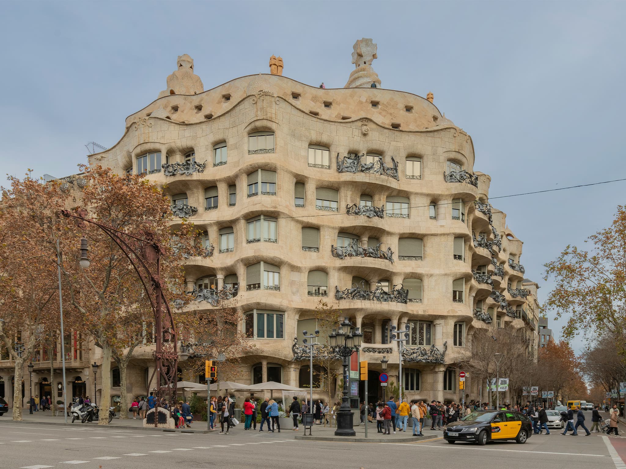 Barcelona: Casa Milà - Gaudí | Small Group Tour