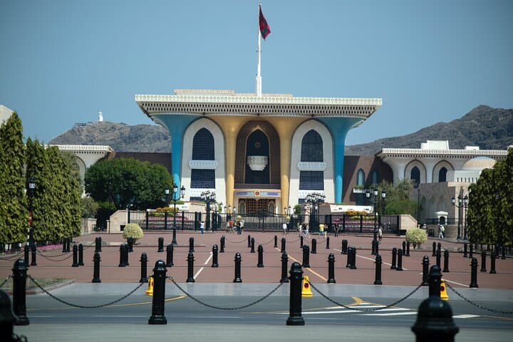 Muscat Evening Sightseeing With Taxi