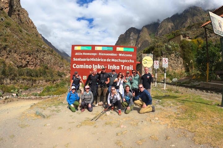 Short Inca Trail 2 Day Hike to Machu Picchu with Permits & Train