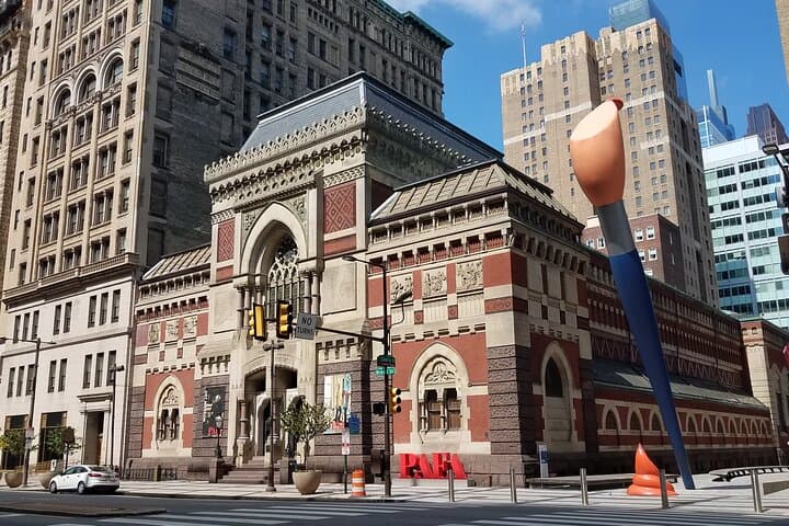 Small-Group Exploring Philadelphia's Gilded Age to Now Public Walking Tour 