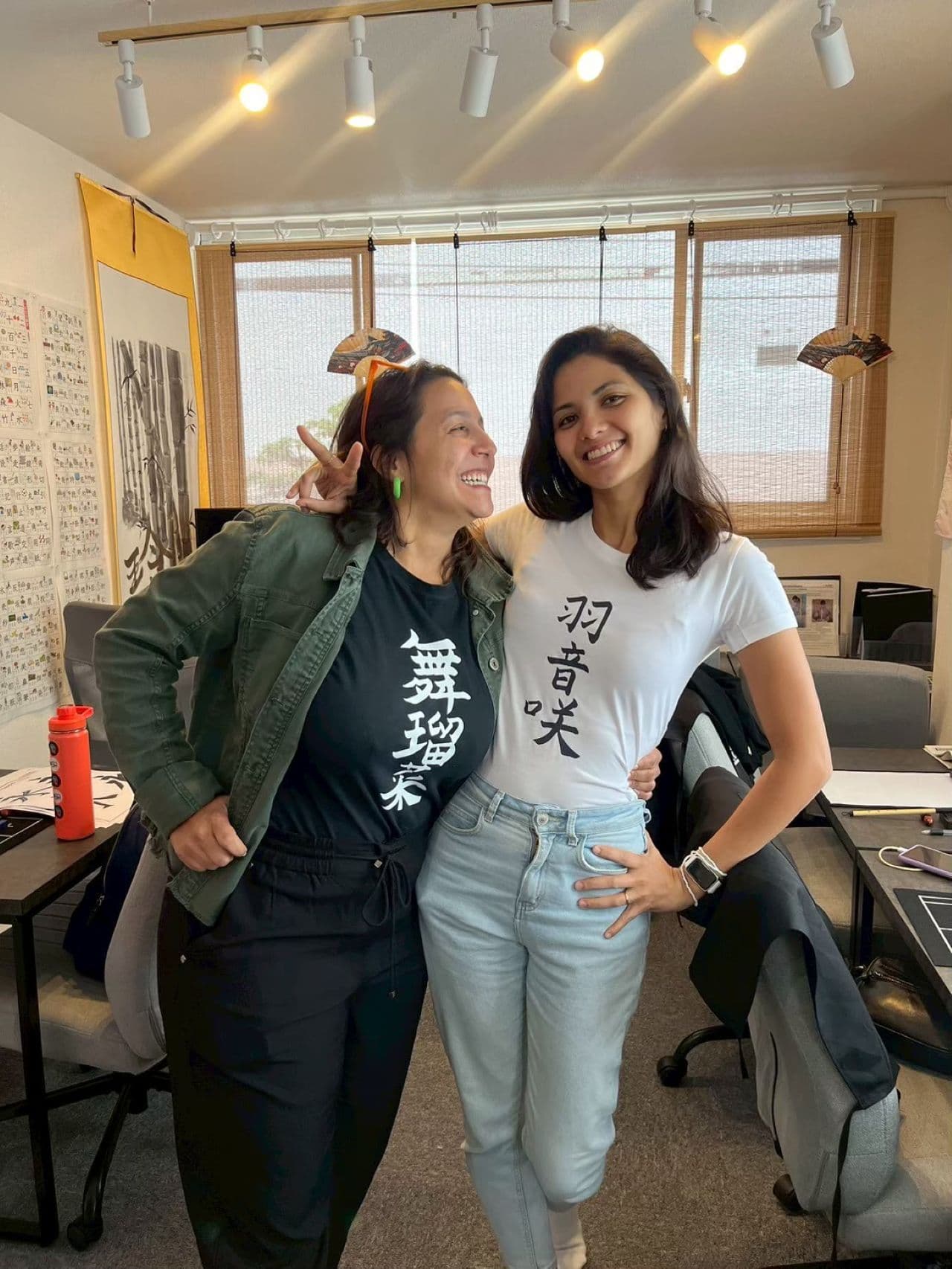 Tokyo Asakusa: Calligraphy attraction & Custom T-shirt Experience