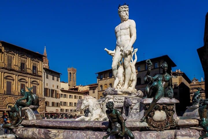 Florence in one day with a local Guide: David-City walk-Uffizi gallery