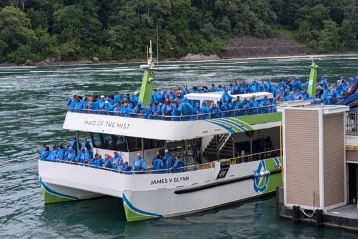 Niagara in a Glimpse with Boat & Much More (USA Side)