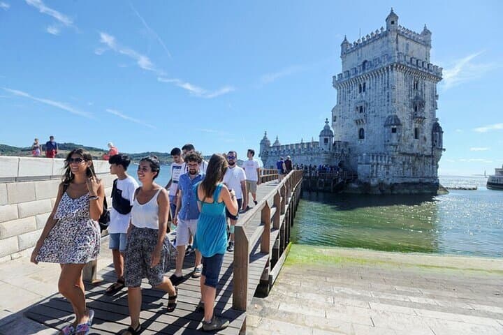 Lisbon Private City Tour with a River Boat Crossing Included