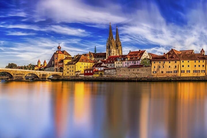 Private tour from Munich to Regensburg with a local driver