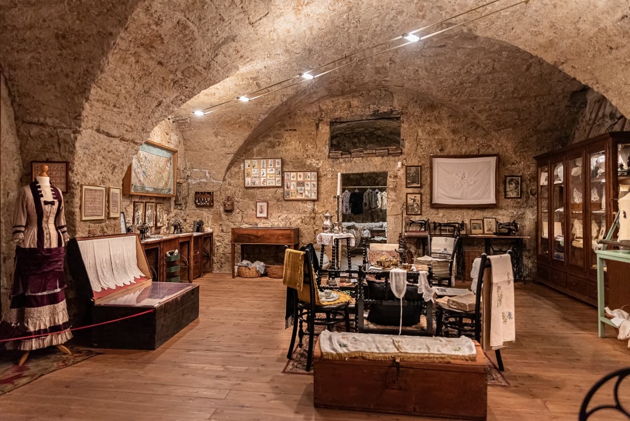 Civitella del Tronto: Spanish Fortress, Arms Museum and NINA Museum Italian Guided Tour