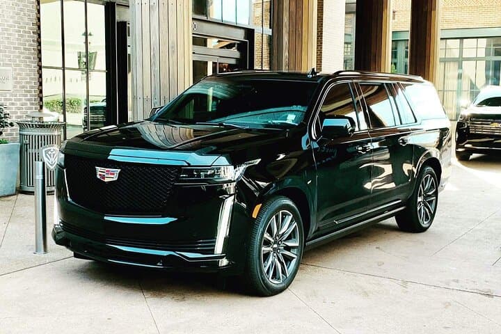 Vancouver Hourly Disposal Service: Private Driver by Luxury SUV