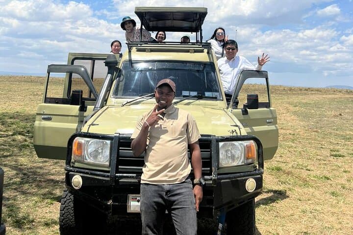 4 Days Masai Mara Adventure Safari Shared Tour from Nairobi