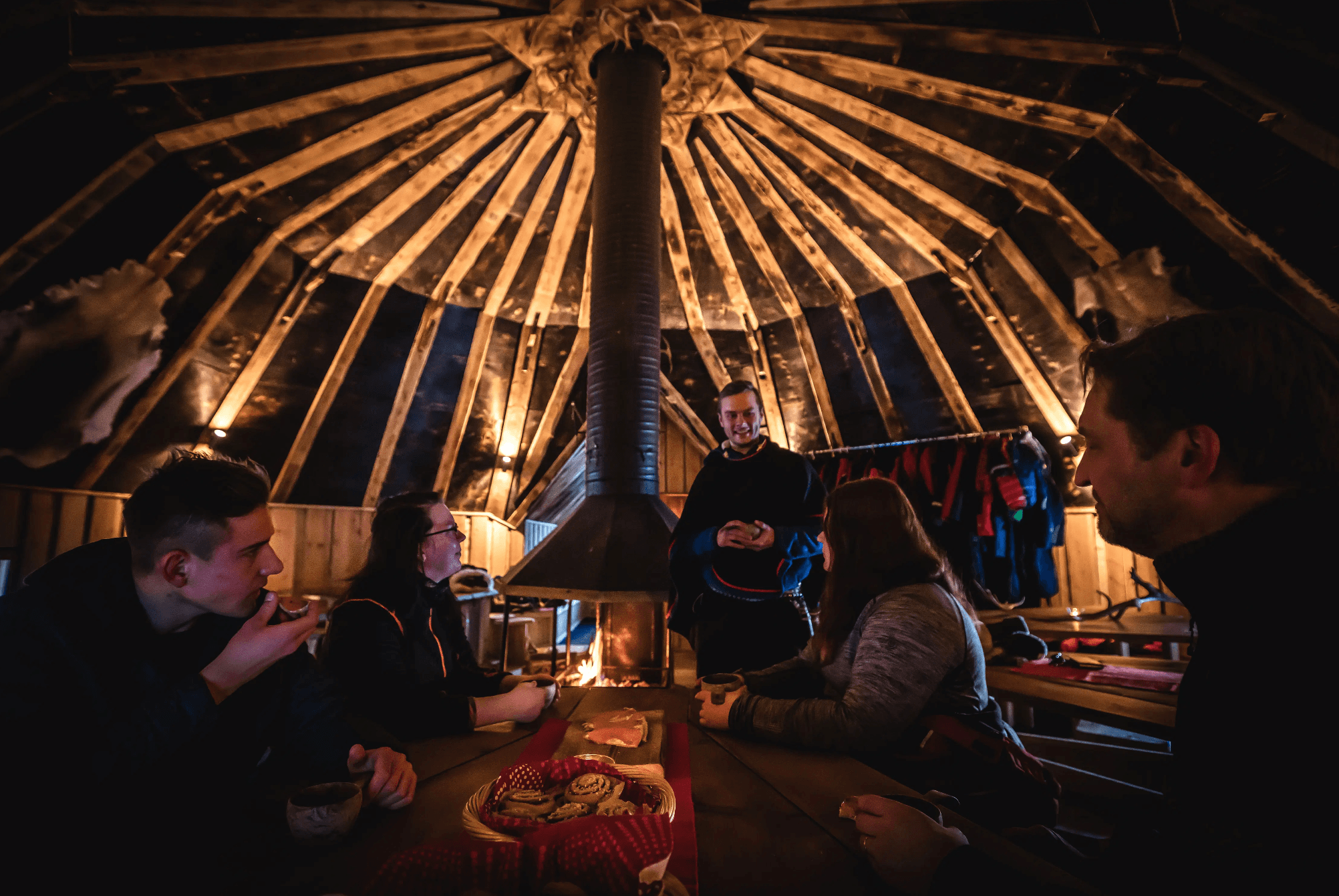 NIGHT REINDEER SLEIGH SAFARI 2.5KM