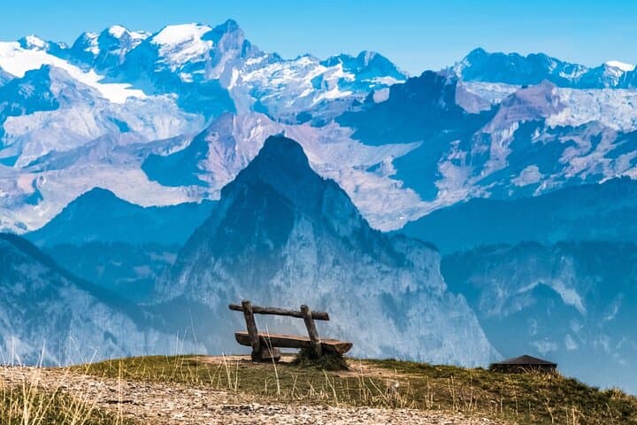 Private Lucerne and Lake Lucerne Cruise with Alpine Views