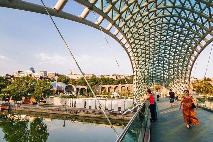 3 Full days in Georgia with private tour, free aiport