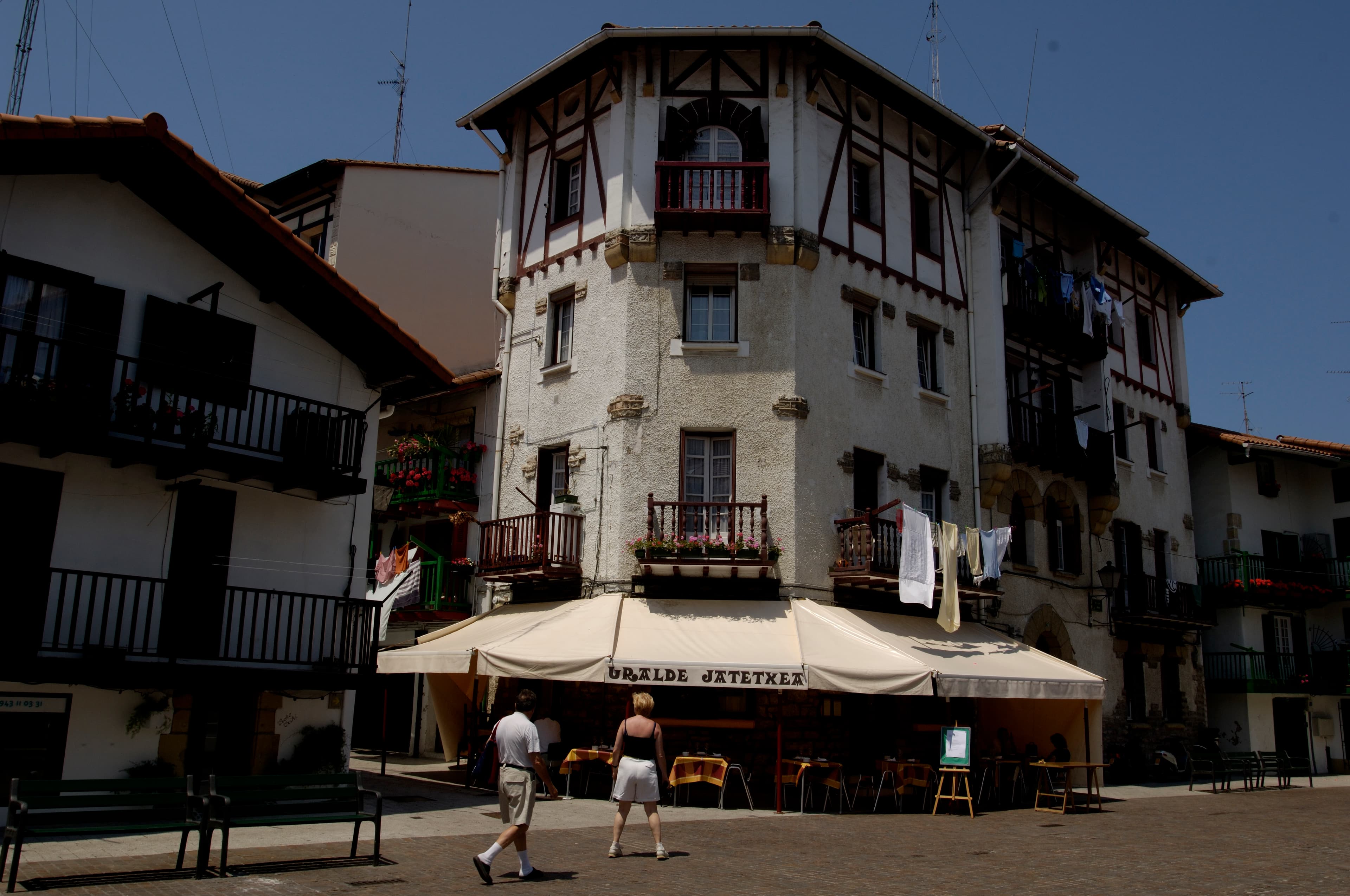 Private Day Trip to Hondarribia & Saint Jean de Luz from San Sebastian
