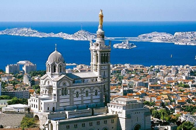 Urban Hiking Marseille: From St. Victor Abbey & Notre-Dame to the Sea