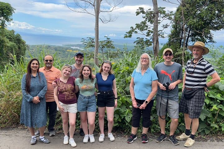 Zipline and Wildlife Spotting Adventure Tour In Puntarenas