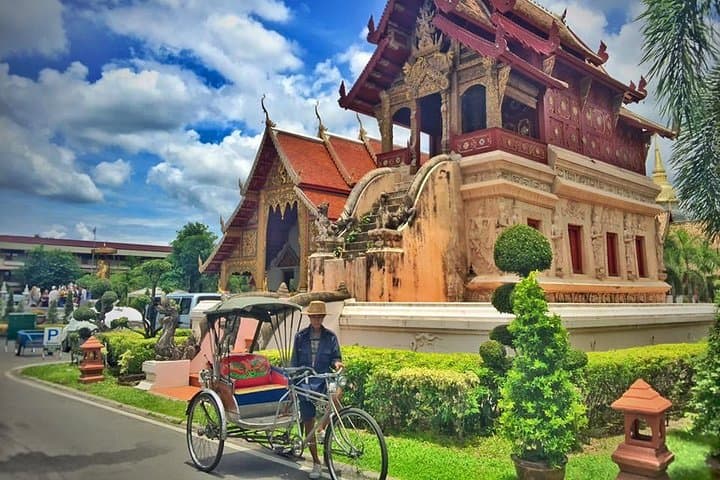 Chiang mai History with Tricycle Riding & Walking Small group