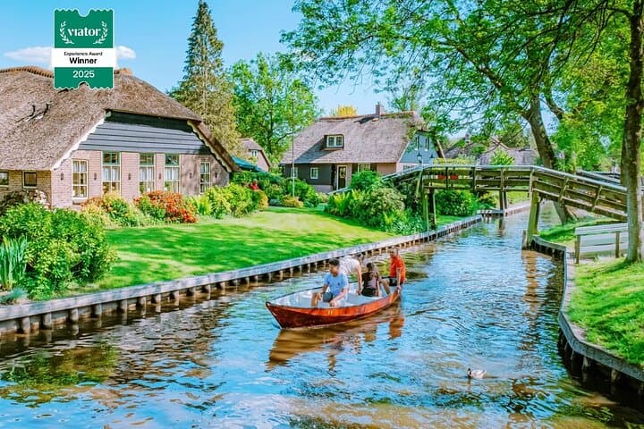 Giethoorn Private Tour & Boat Trip