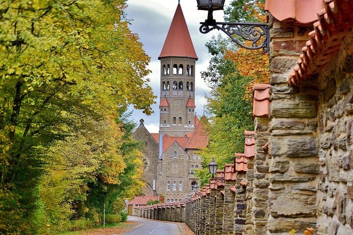 Luxembourg: Private Walking Tour with Local Guide