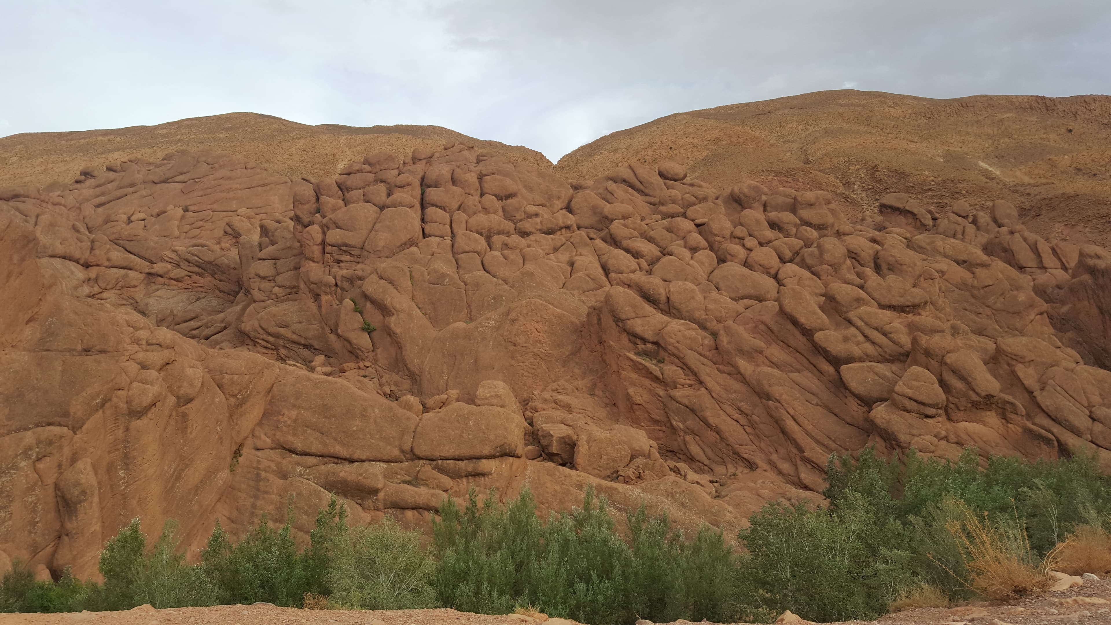 MARRAKECH SAHARA AND GORGES 4 DAYS 