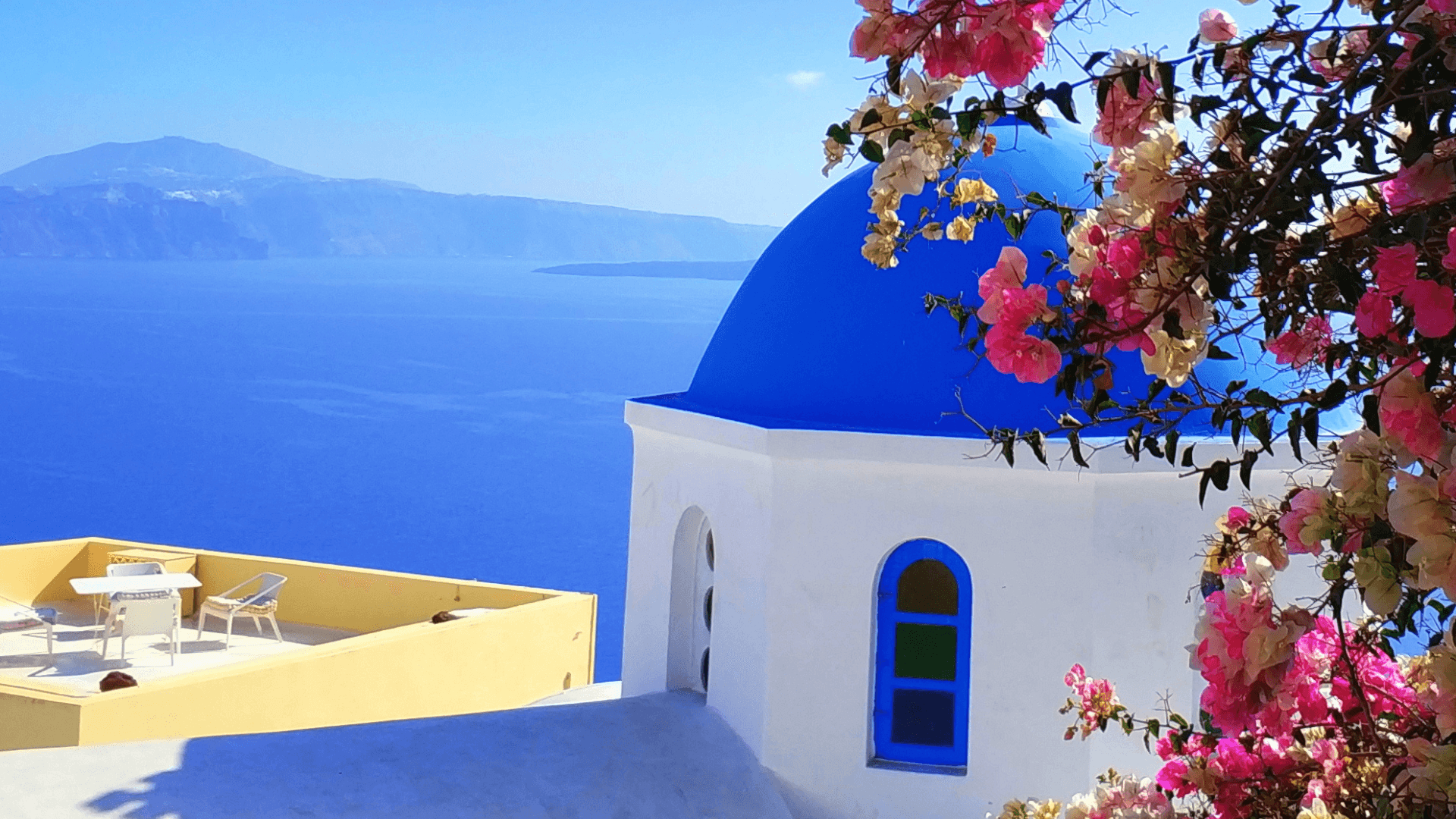 Santorini Must-See Highlights: Private Sightseeing Tour