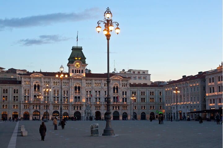 Trieste Scavenger Hunt and Highlights Self Guided Audio Tour