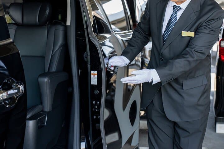 Tokyo ⇆ Haneda Airport Private Transfer 1-way or Roundtrip