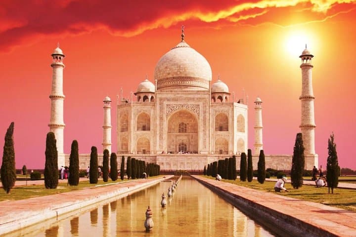 Land of Kings: Golden Triangle with Pushkar, Bundi & Udaipur