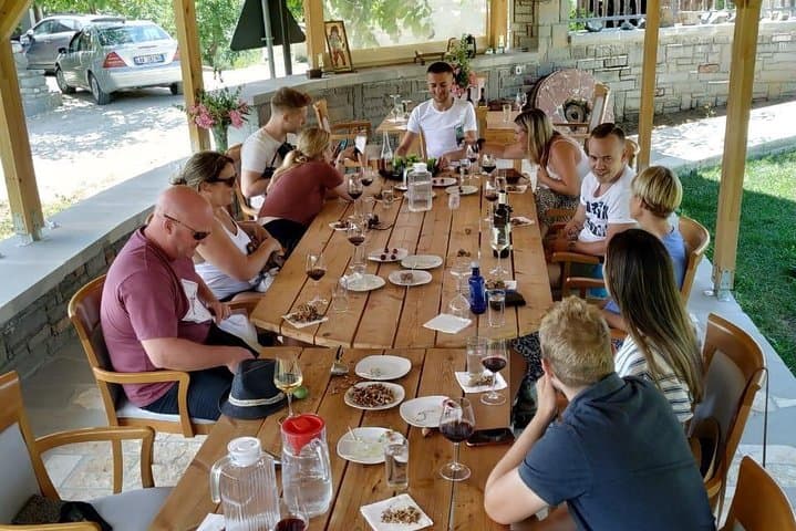 Wine Tasting & Food tour in Berat - Day trip/By Vato