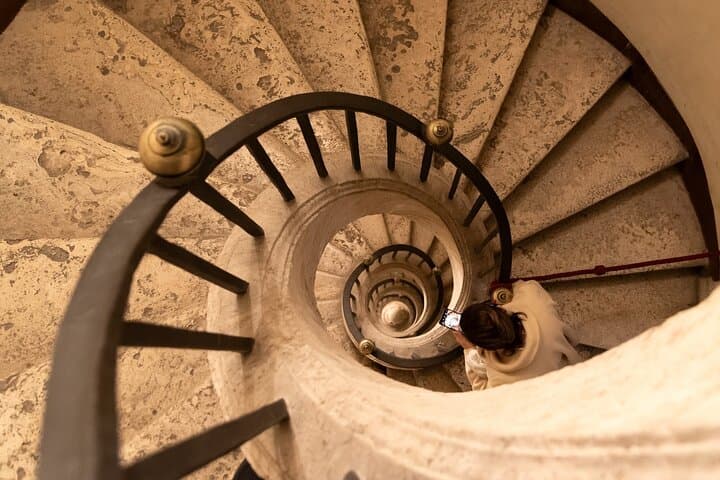 Guided tour of Basilica Santa Maria Maggiore & Undergrounds