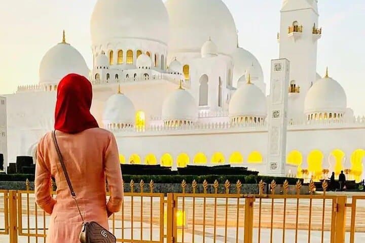 Guided Abu Dhabi City Tour with Sheikh Zayed Grand Mosque & BAPS 
