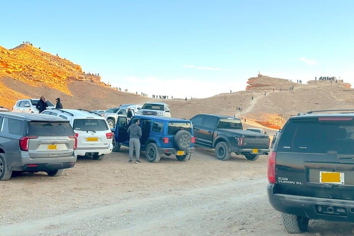 Edge of The World Riyadh Transfer in a New Air-conditioned Car