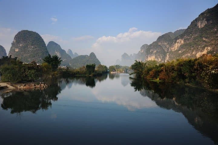 Private Day Tour in Yangshuo: Biking, Li River Boat, and Lunch