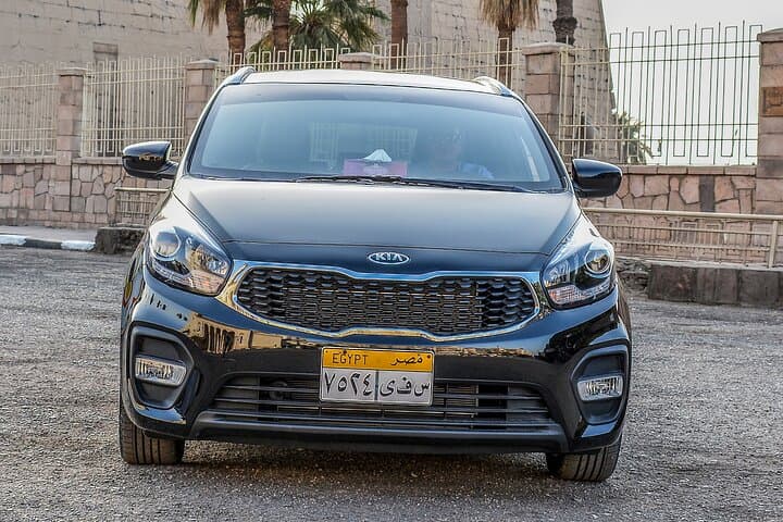 Private Luxor to Aswan Transfer with Custom Stops & Local Driver