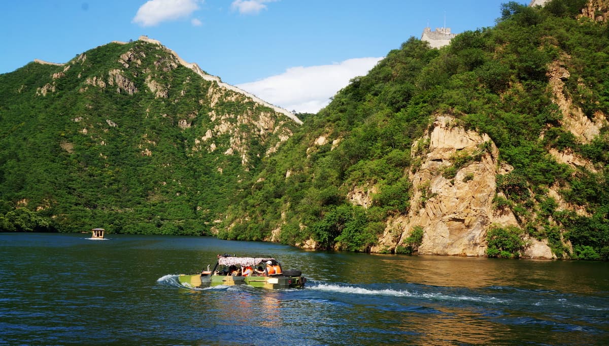 Visit Huanghuacheng Water Geat Wall with Chartered Boat and Olympic Stadiums