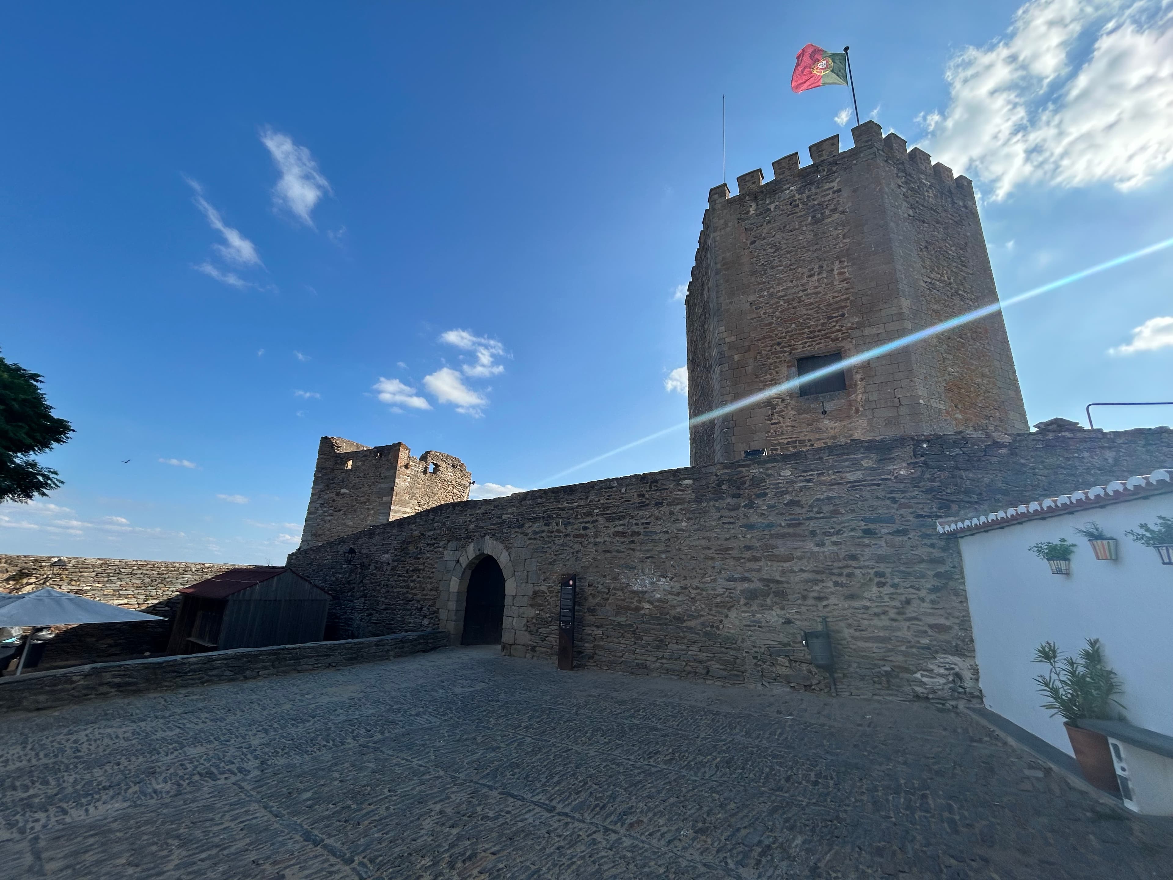 From Évora or Montemor: Visit to Monsaraz + Family Pottery in S. Pedro do Corval