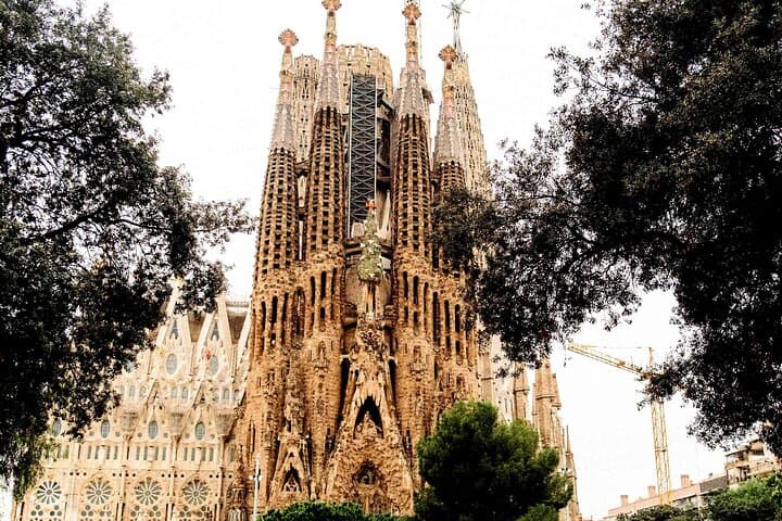 Barcelona: Sagrada Família - Gaudí | Small Group Tour