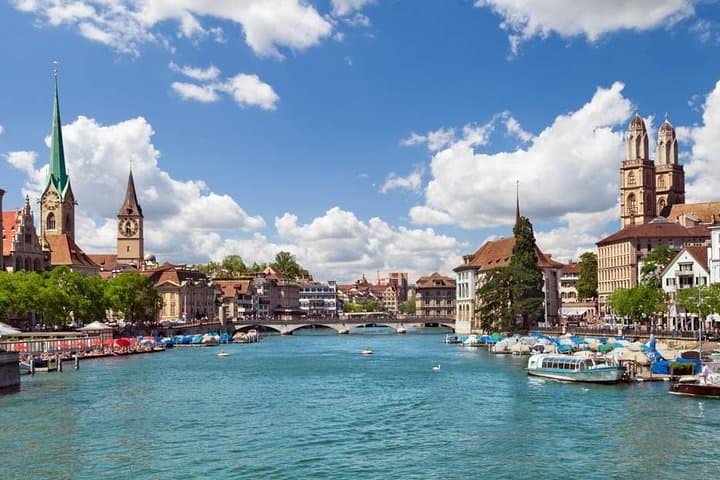 Zürich Private Walking Half-Day Trip with optional Lake Cruise