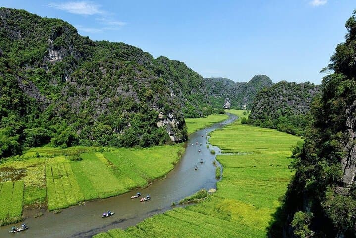 From Hanoi: Full-Day to Hoa Lu & Tam Coc with Biking, Boat Ride